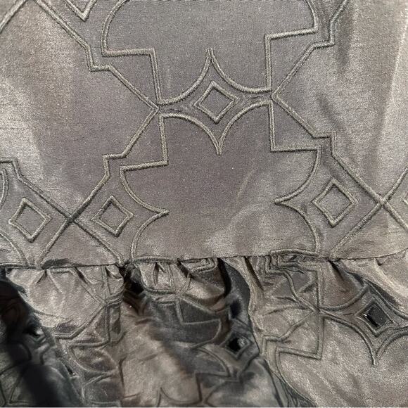 Tuckernuck Noir Nights Allie  Size XL Black V Neck Spaghetti Straps Peplum Hem2 - Picture 6 of 6